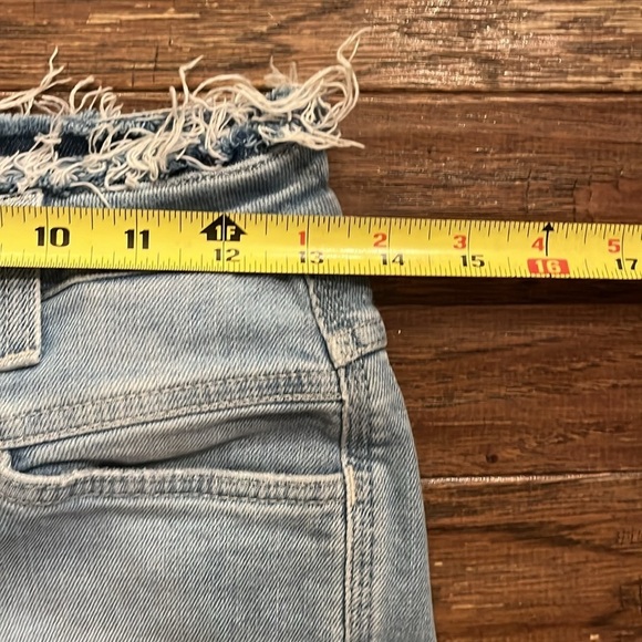 Closed Frayed Waist Womens Jeans - Picture 11 of 11